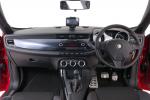 Alfa Romeo Giulietta 2012 года (UK)